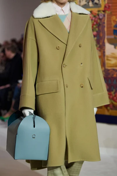 Look 91